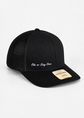 Ride or Stay Home Unisex Trucker Cap Classic Schwarz – Produktansicht ohne Model